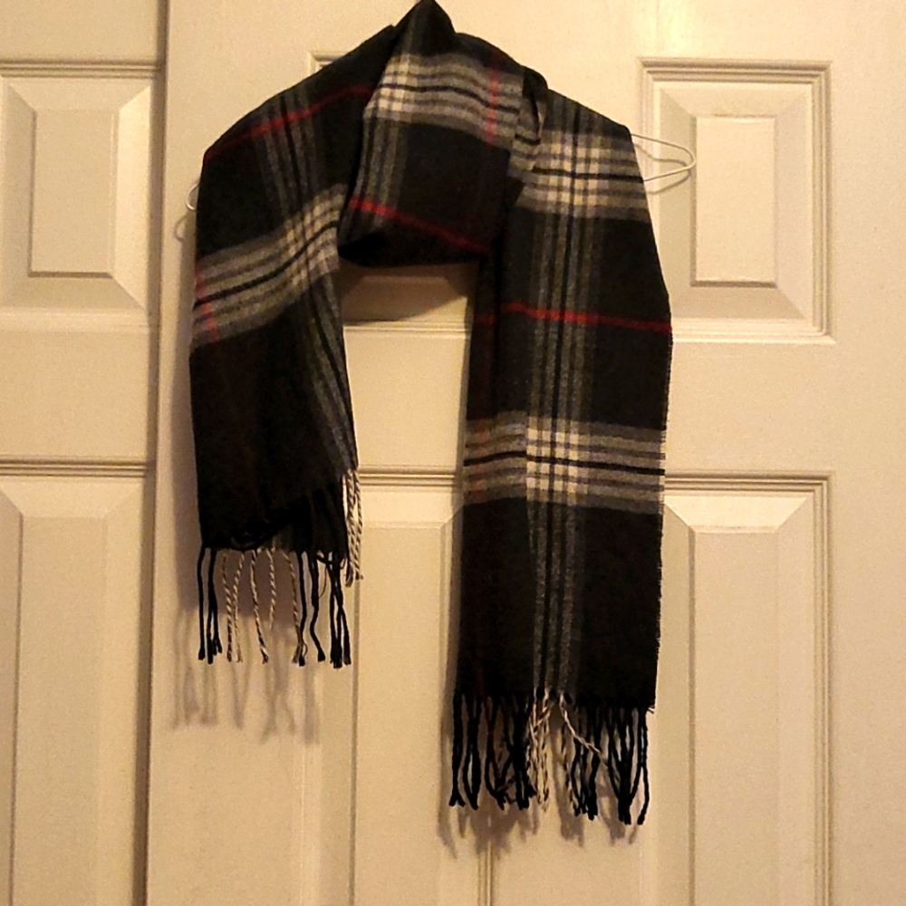 Plaid scarf